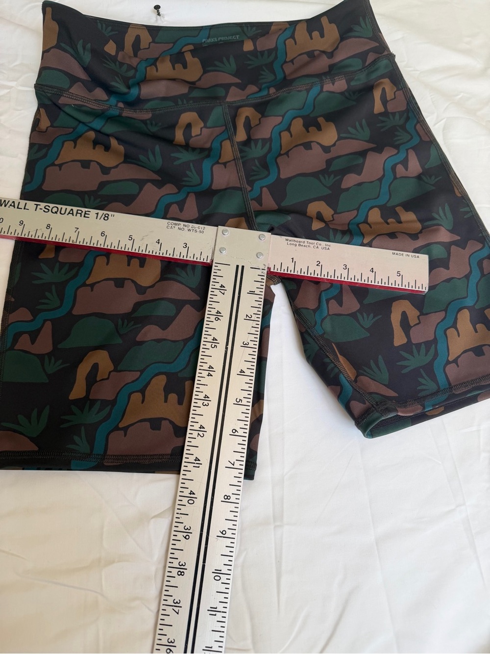 Teva Women's Multicolor Desert Print Athletic Shorts - Picture 4 of 5